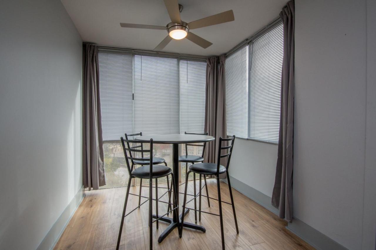 804 Free Parking Modern Downtown Apt, Great Wifi Атланта Екстериор снимка